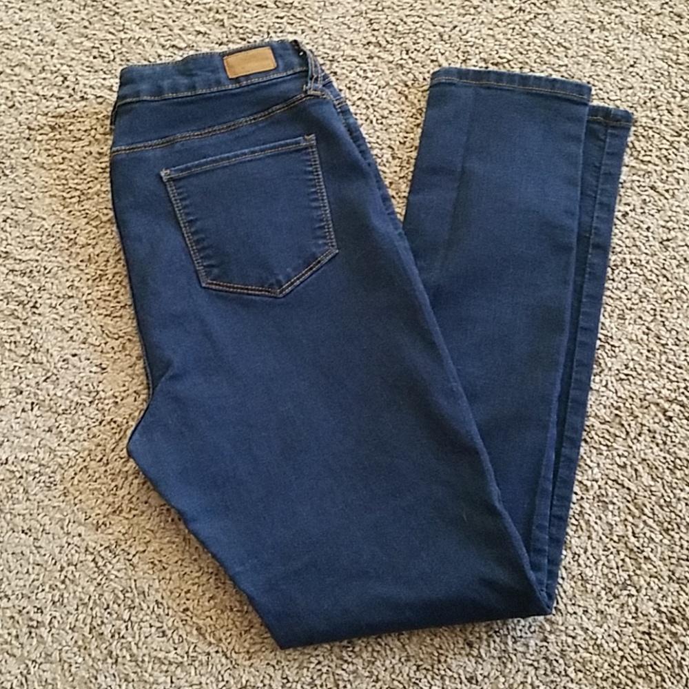Iris Jeans - Picture 3 of 4